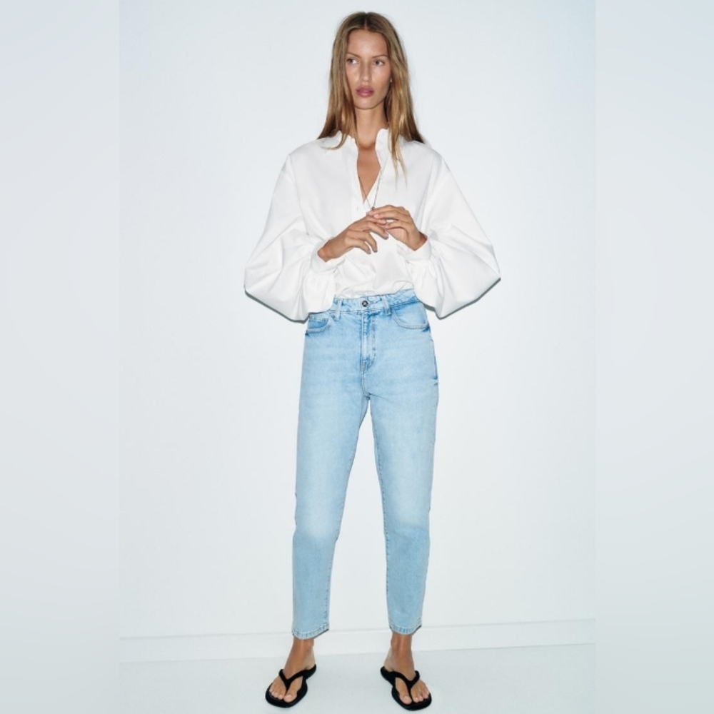 Zara Light Blue High-Waist Straight Jeans
